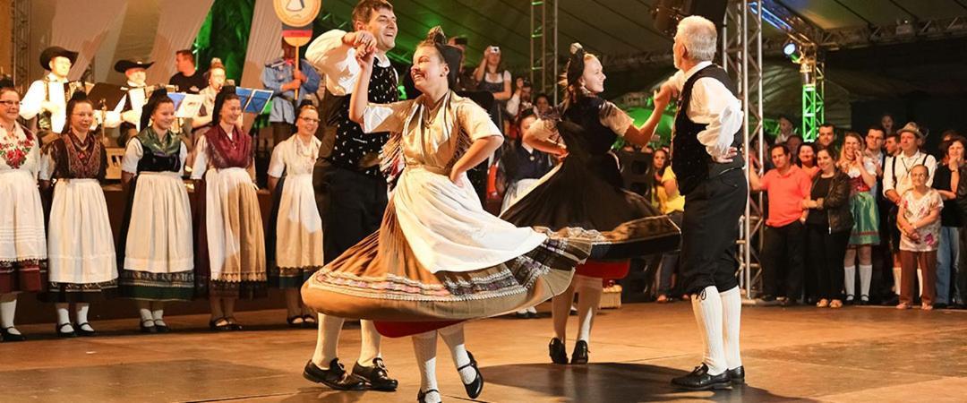 Quartos Proximos A Oktoberfest, Em Blumenau Exterior photo
